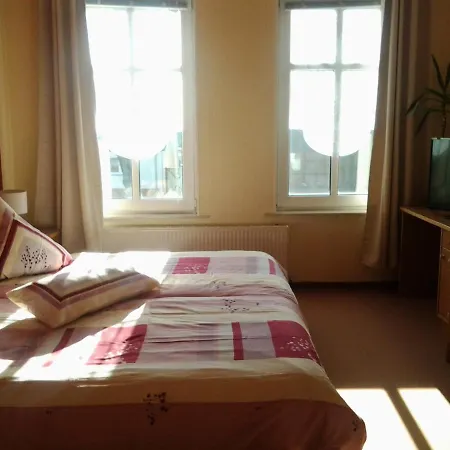 Zur Alten Eiche فندق مبيت وإفطار 3*
