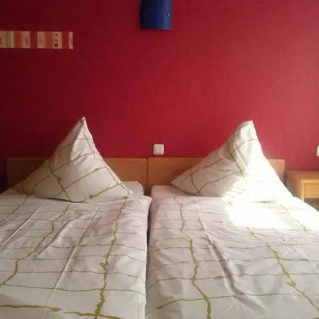 Zur Alten Eiche Bed and Breakfast